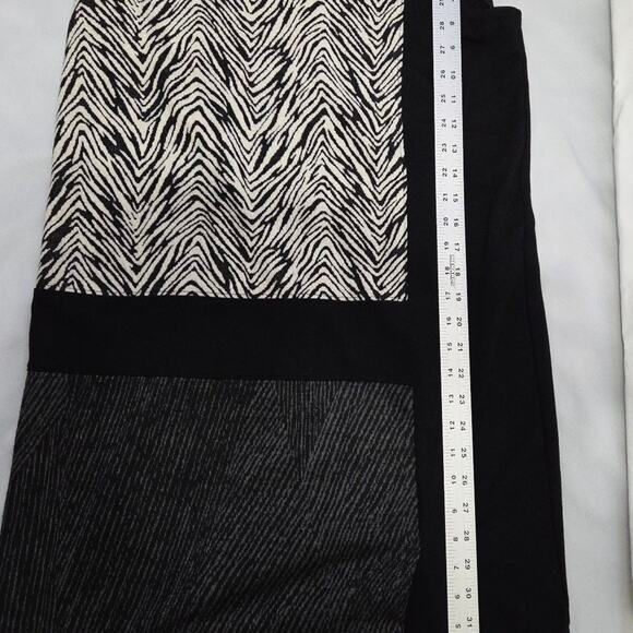 Ann Taylor sleeveless down to knee length black and white dress womens size M - Picture 6 of 7